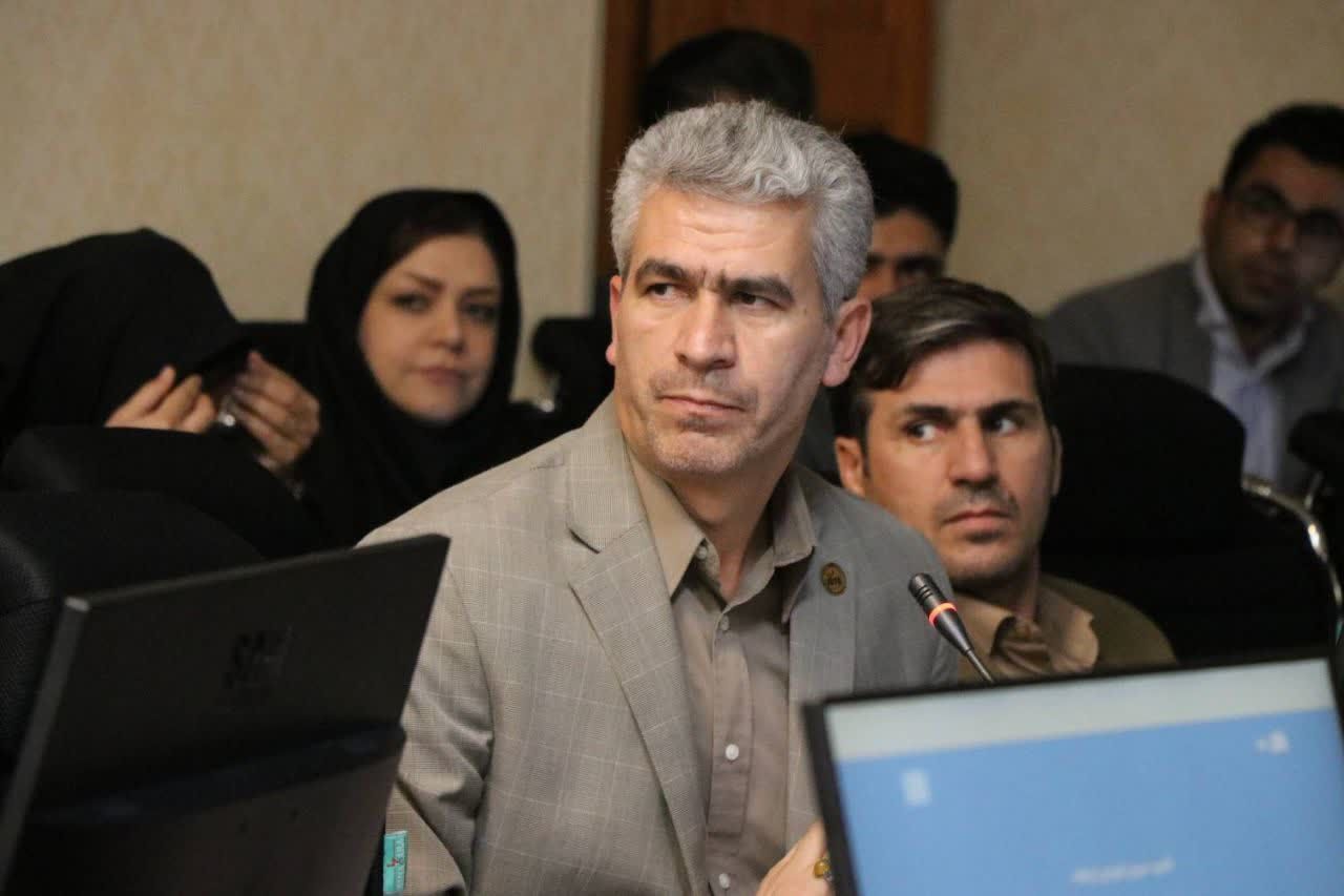 جذب سرمایه‌گذاری‌ ۷ هزار میلیاردی برای احداث فیبر نوری در کرمانشاه