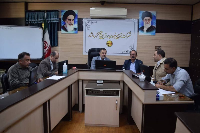 نشست هم اندیشی مدیران روابط عمومی صنعت برق استان با مدیرعامل شرکت توزیع نیروی برق کرمانشاه