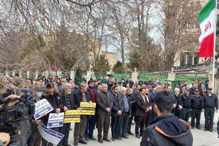 اجتماع بزرگ حقوقدانان انقلابی در کرمانشاه برگزار شد