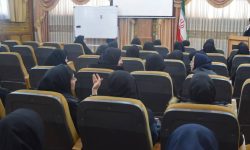 برگزاری سمینار آشنایی با بیماری تب دانگی و آبله میمونی در توزیع برق کرمانشاه