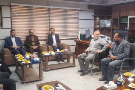 لزرم نهضت آموزش همگانی حقوق و مبارزه با فقر حقوقی مردم