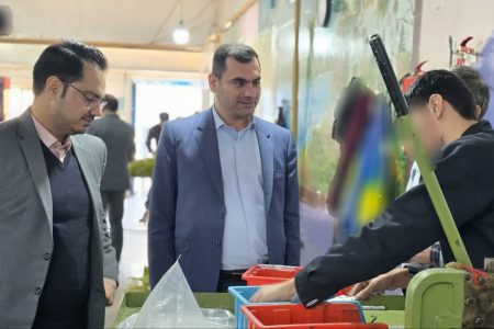 رییس سازمان بسیج حقوق دانان کشور از بخش های اشتغال زایی زندان مرکزی اصفهان بازدید کرد