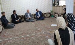 سرکشی رییس سازمان بسیج حقوق دانان کشور از خانواده زندانیان در سنندج