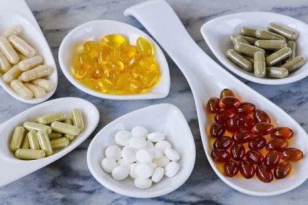 خوددرمانی با ویتامین ها و مکمل های دارویی، ممنوع