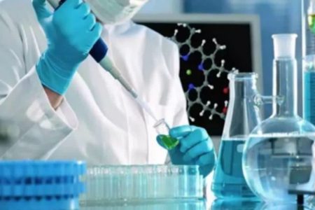 ۷۰ درصد تصمیمات پزشکی بر پایه آزمایش‌های تخصصی اتخاذ می‌شود