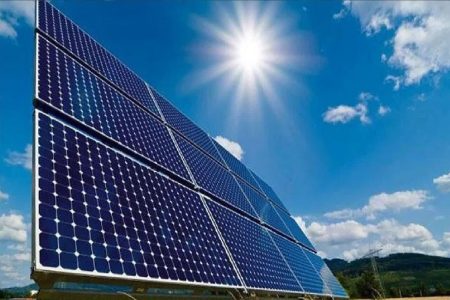 ساخت نیروگاه‌های خورشیدی در پایتخت سرعت می‌گیرد